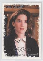 Lara Flynn Boyle as Donna Hayward