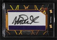 Magic Johnson [BAS Beckett Auth Sticker]