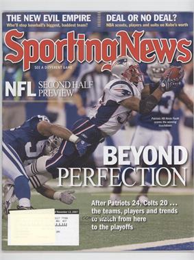 2007 Sporting News - [Base] #11-12 - Kevin Faulk [Noted]