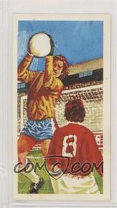 1976 Brooke Bond Play Better Soccer - Tea [Base] #16 - The High Catch