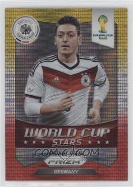 2014 Panini Prizm World Cup - Stars - Yellow & Red Pulsar Prizm #18 - Mesut Ozil