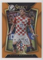 Mario Mandzukic (Ball Back Photo Variation) #/149