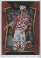 Luka Modric (Ball Back Photo Variation) #/199