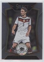 Mats Hummels (Ball Back Photo Variation)