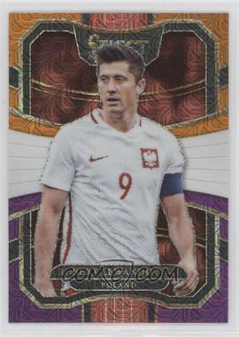 2017-18 Panini Select - [Base] - Multi-Color Prizm #30 - Terrace - Robert Lewandowski