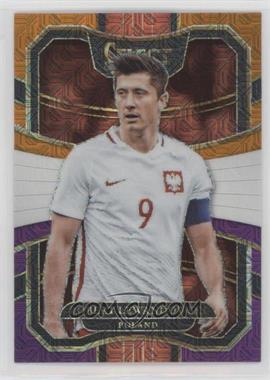 2017-18 Panini Select - [Base] - Multi-Color Prizm #30 - Terrace - Robert Lewandowski