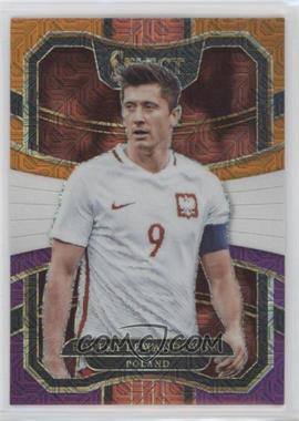 2017-18 Panini Select - [Base] - Multi-Color Prizm #30 - Terrace - Robert Lewandowski