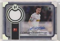 Florian Neuhaus #/97