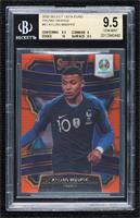 Terrace - Kylian Mbappe [BGS 9.5 GEM MINT] #/125