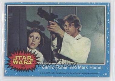 1977 Topps Star Wars - [Base] #65 - Carrie Fisher and Mark Hamill