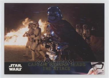 2016 Topps Star Wars: The Force Awakens Series 2 - [Base] - Gold #5 - Captain Phasma Leads the Attack /100