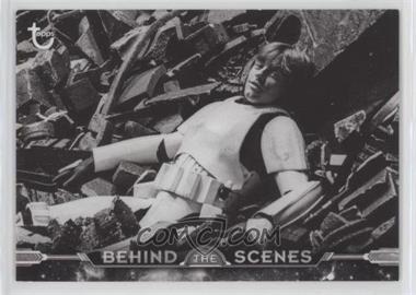2018 Topps Star Wars Black and White - Behind the Scenes #BTS-12 - A Funny Resting Place