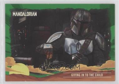 2020 Topps Star Wars The Mandalorian: The Journey of the Child - [Base] - Green #8 - Giving In to the Child