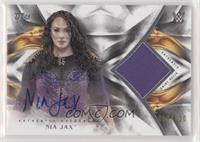 Nia Jax #/120